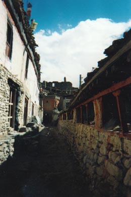 enge, schiefe Gassen
